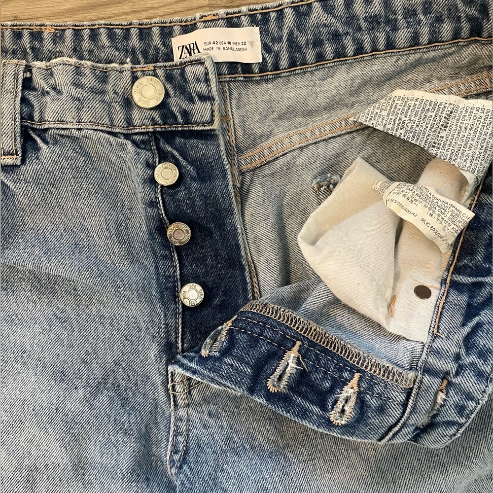 Zara Distressed Baggy Denim Jeans - Picture 3 of 5